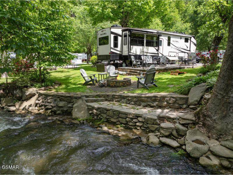 4229 Parkway #282 - Photo 1