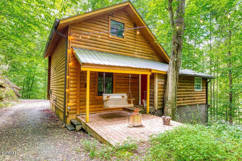 1513 Tyler Way - Photo 1