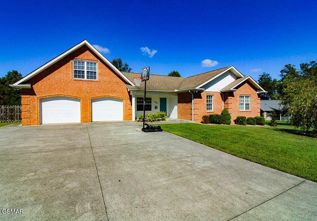 2209 Rogers Place - Photo 1