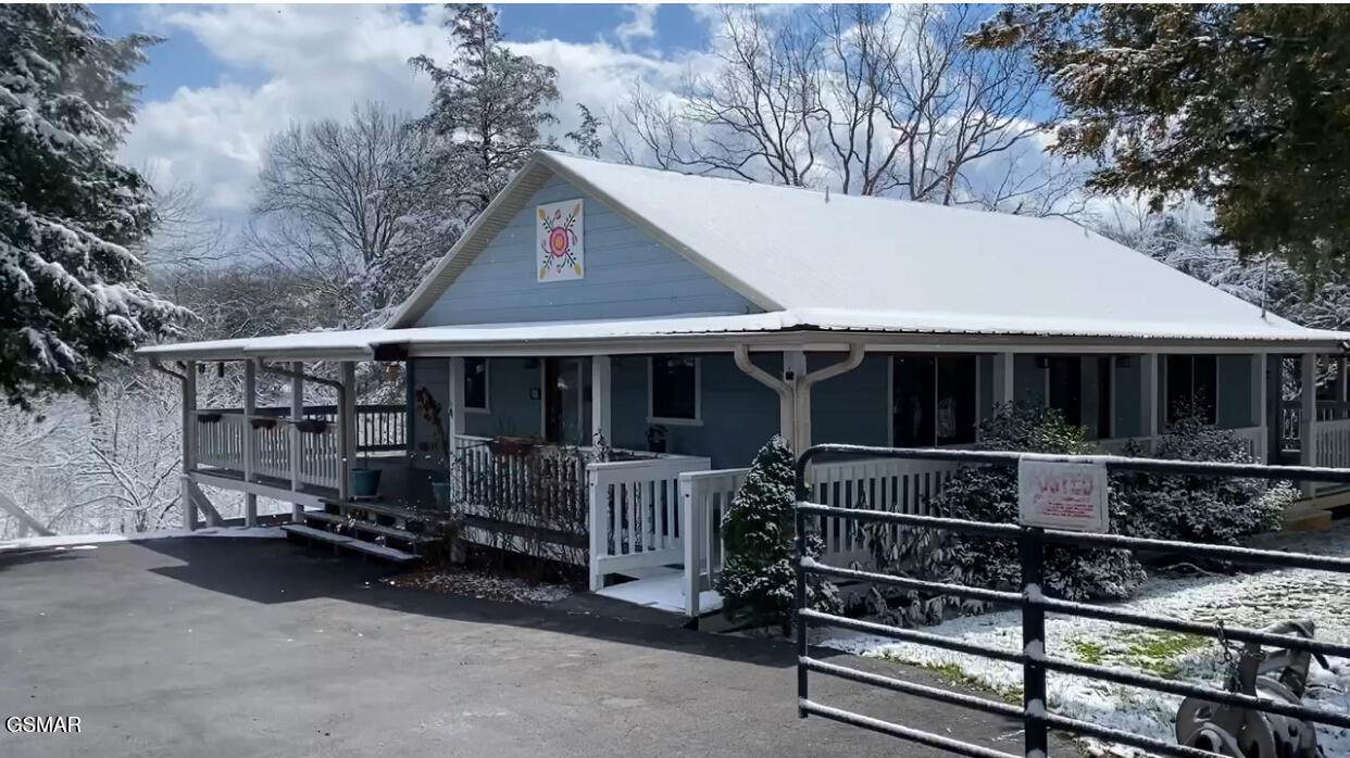 735 Pollard Road - Photo 1