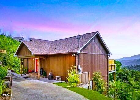 862 Sourwood Drive - Photo 1