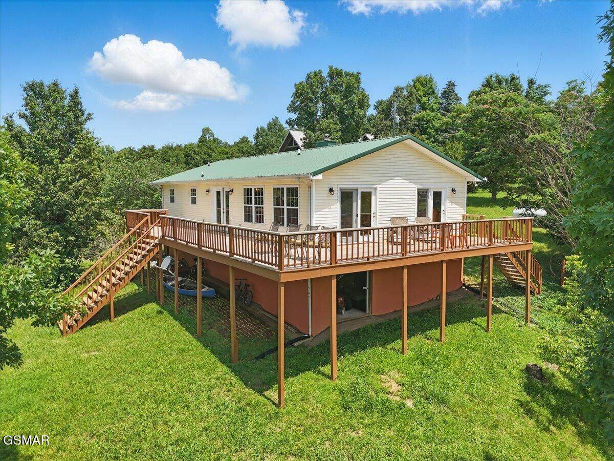 1381 Lake Front Drive - Photo 1