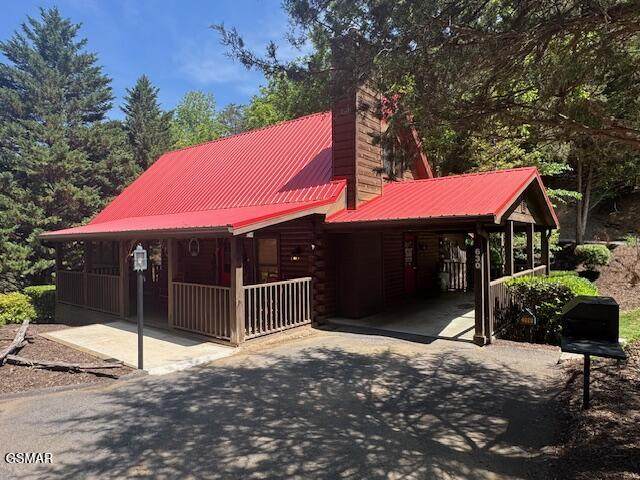 630 Walnut Way - Photo 1