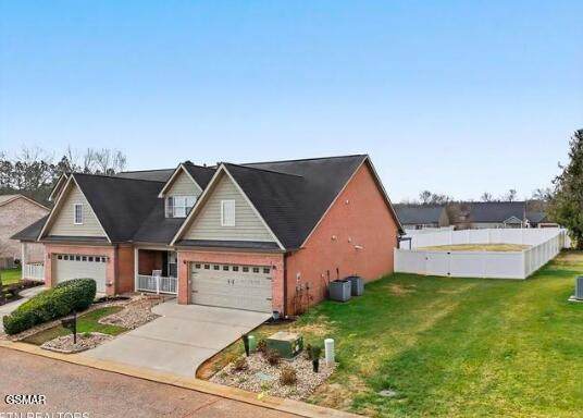 118 Van Gilder Way - Photo 1