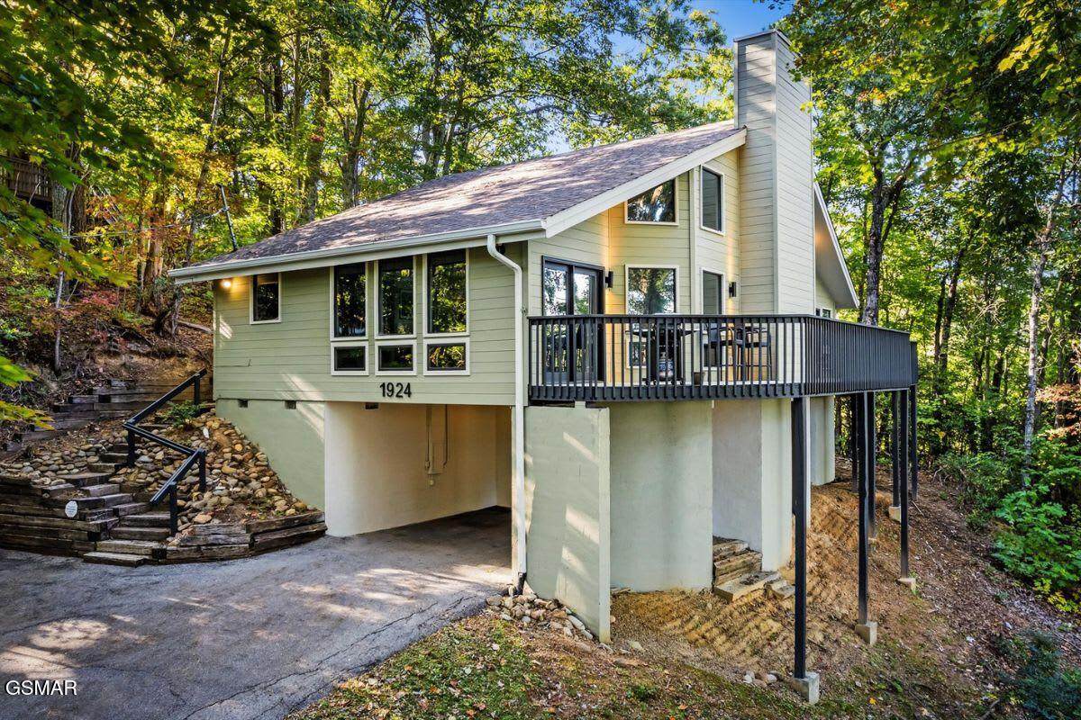 1924 Arolla Court - Photo 1