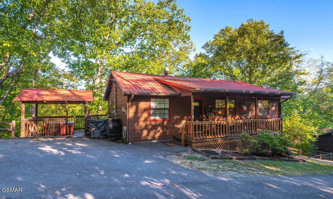 617 Iron Mountain Road - Photo 1