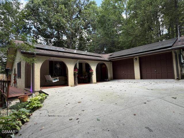 1633 Cardinal Drive - Photo 1
