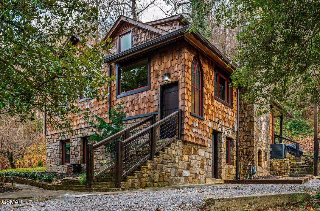 302 Newman Road - Photo 1