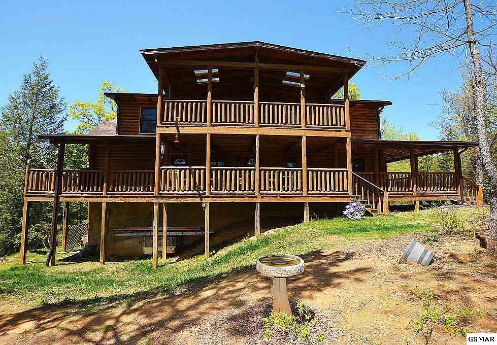 556 Thissa Way - Photo 1