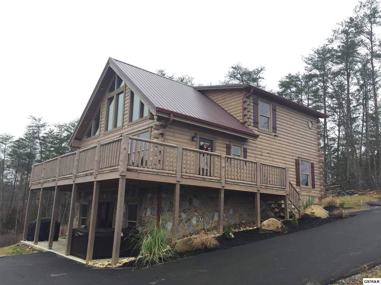 709 Rondayview Ln - Photo 1