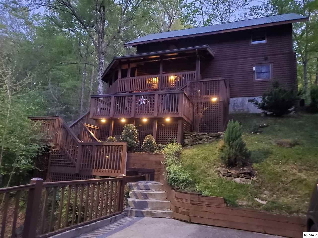 210 Smoky Mountain Way - Photo 1