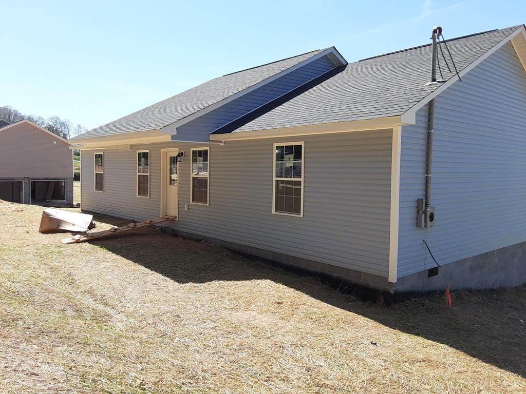 695 Parsonage Rd - Photo 1