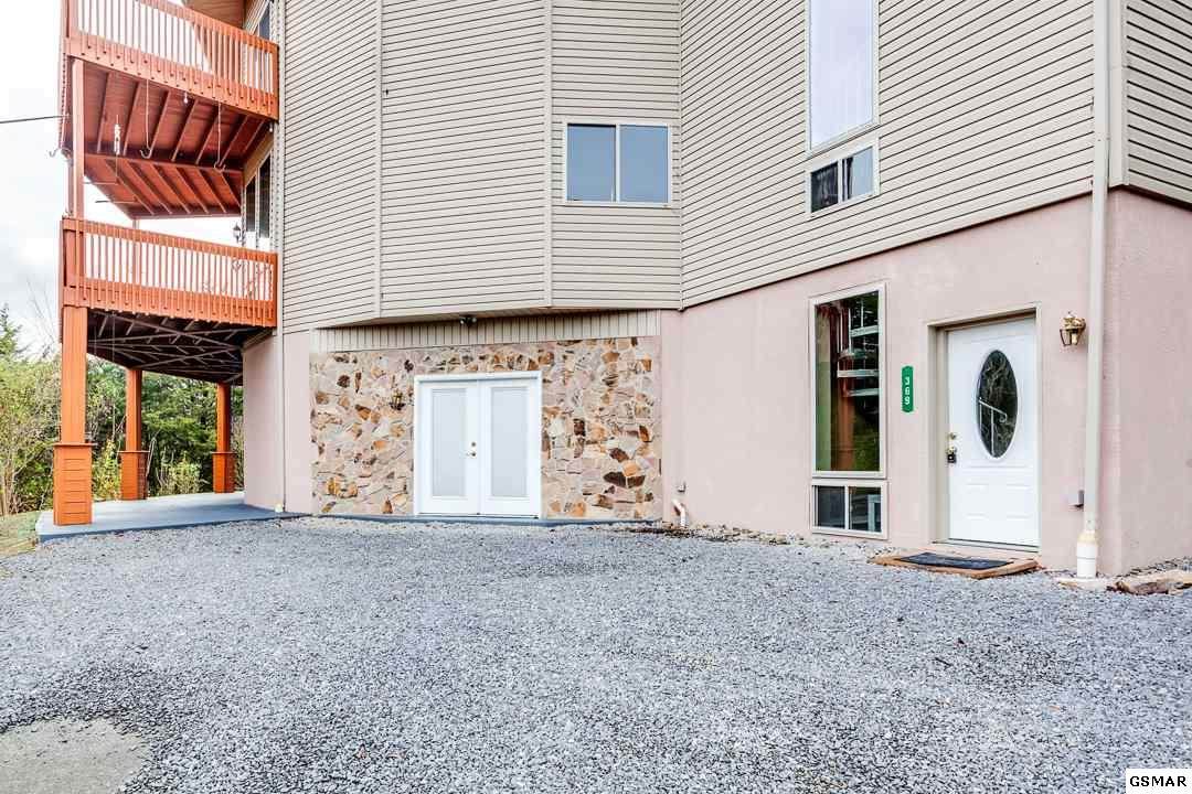 2509 Valley View Rd - Photo 1
