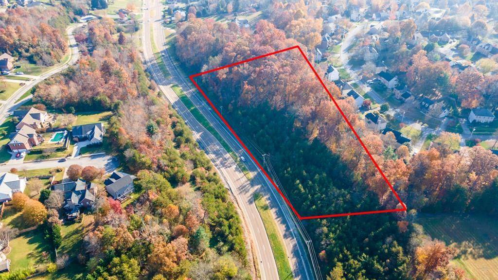 9432 Middlebrook Pike - Photo 1