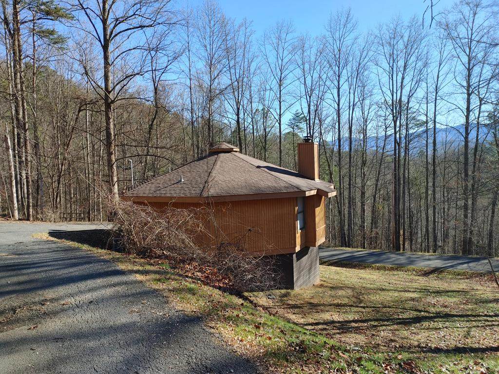 1107 Villa Lane - Photo 1