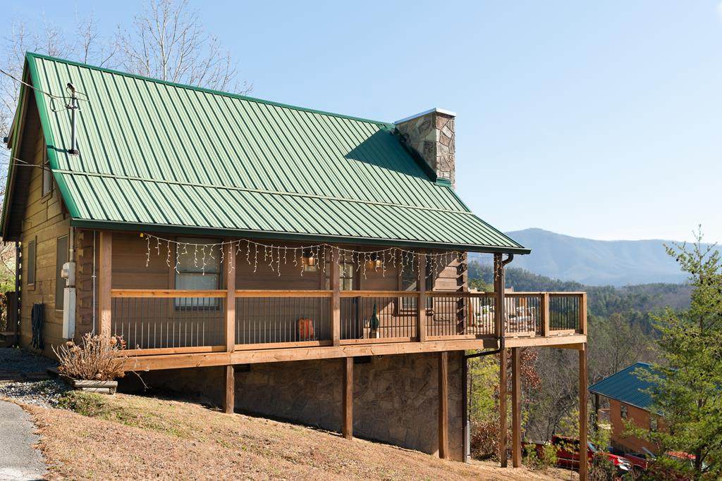 2518 Raccoon Hollow Way - Photo 1