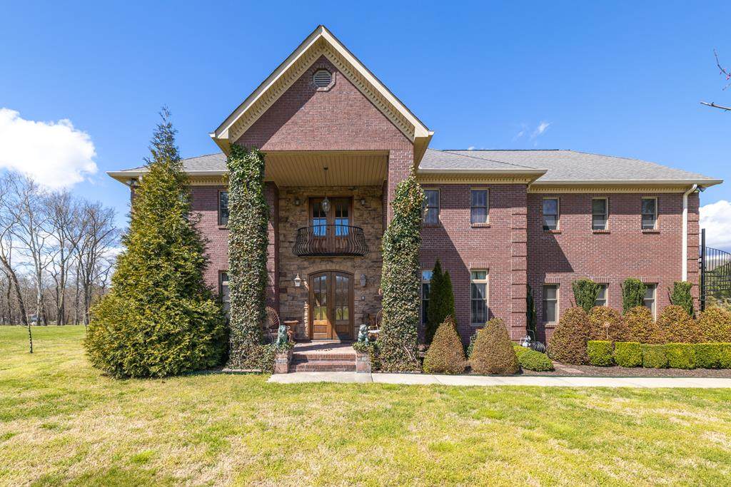 276 Pond View Drive - Photo 1