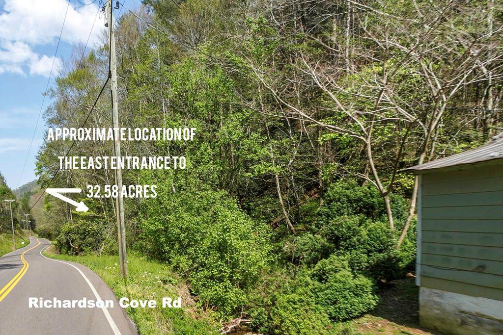 3959 Henry Town Rd - Photo 1