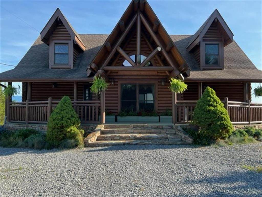 3609 Foxfire Way - Photo 1
