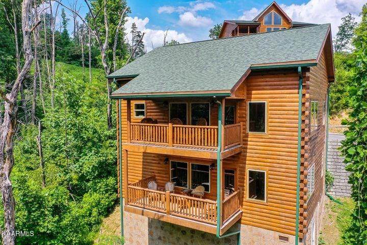 264 Laurel Oaks Way - Photo 1