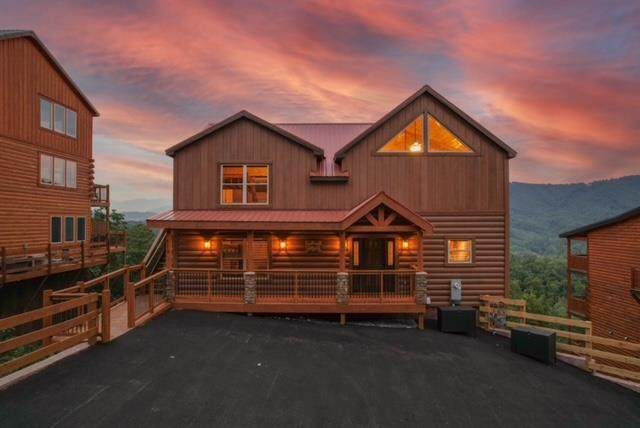 4113 Sherwood Heights Way - Photo 1