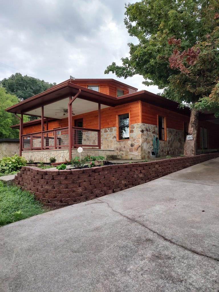 565 Sugar Loaf Rd - Photo 1