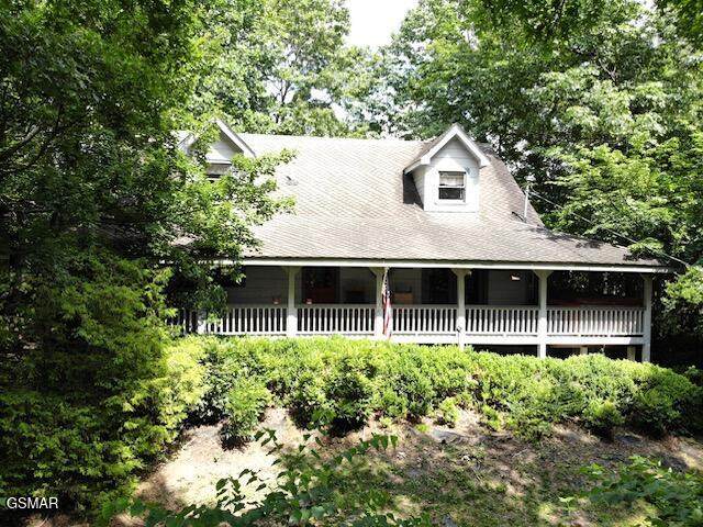 440 Deer Path Lane - Photo 1