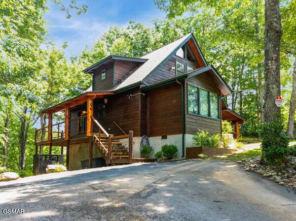 514 Deer Path Lane - Photo 1