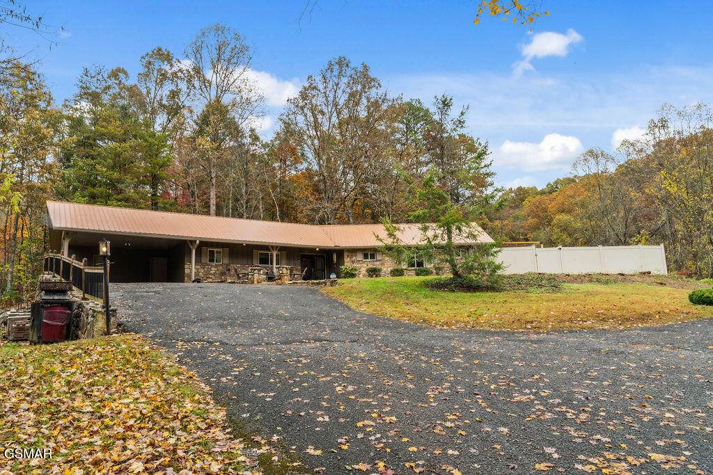 560 Buckhorn Road - Photo 1