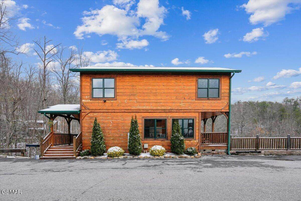889 Great Smoky Way - Photo 1