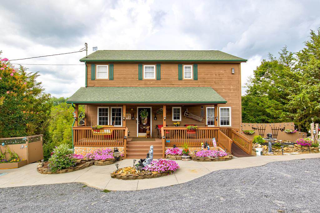 221 Parrotts Landing Way - Photo 1