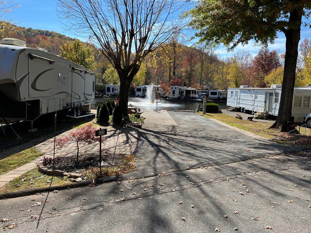 4229 Parkway Lot 338 - Photo 1