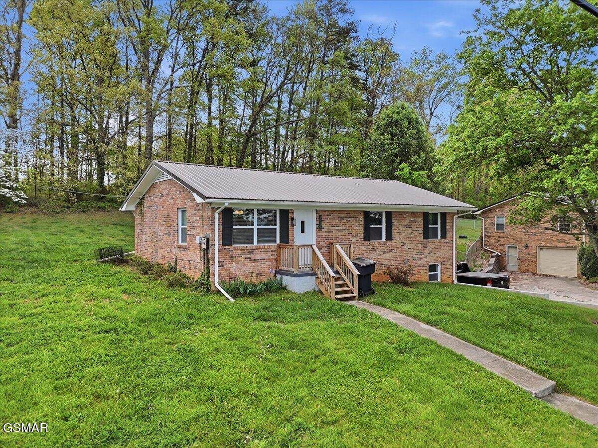 1698 Elgin Drive - Photo 1