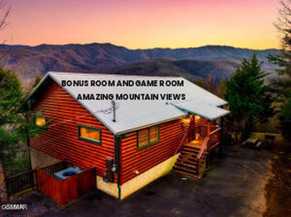 438 Ridgeline Way - Photo 1