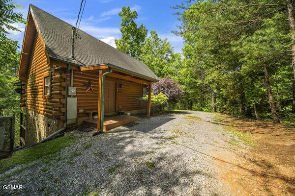 4196 Mountain Rest Way - Photo 1