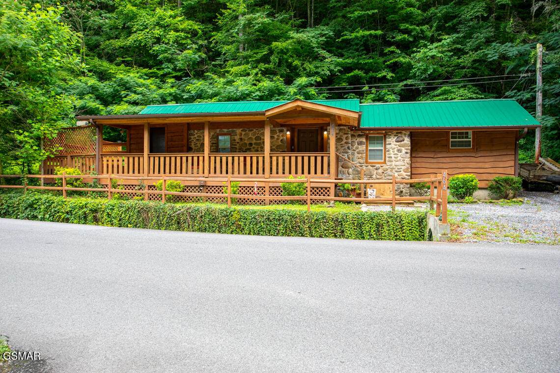 464 King Branch Road - Photo 1