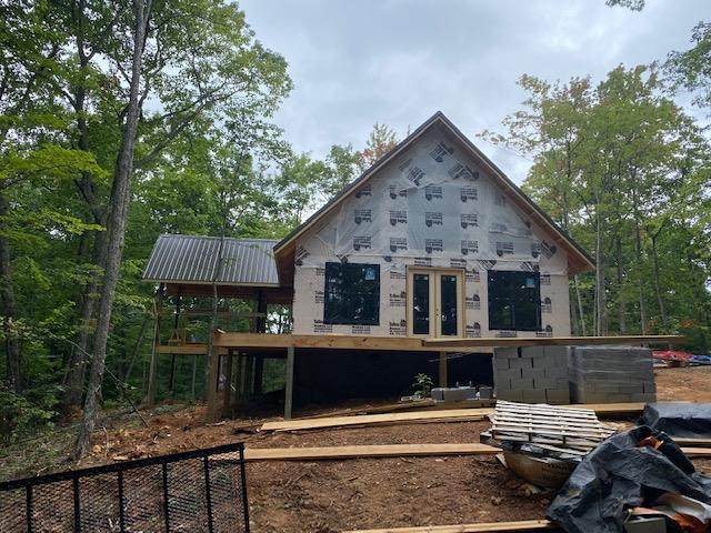 2032 Rhododendron Ln - Photo 1