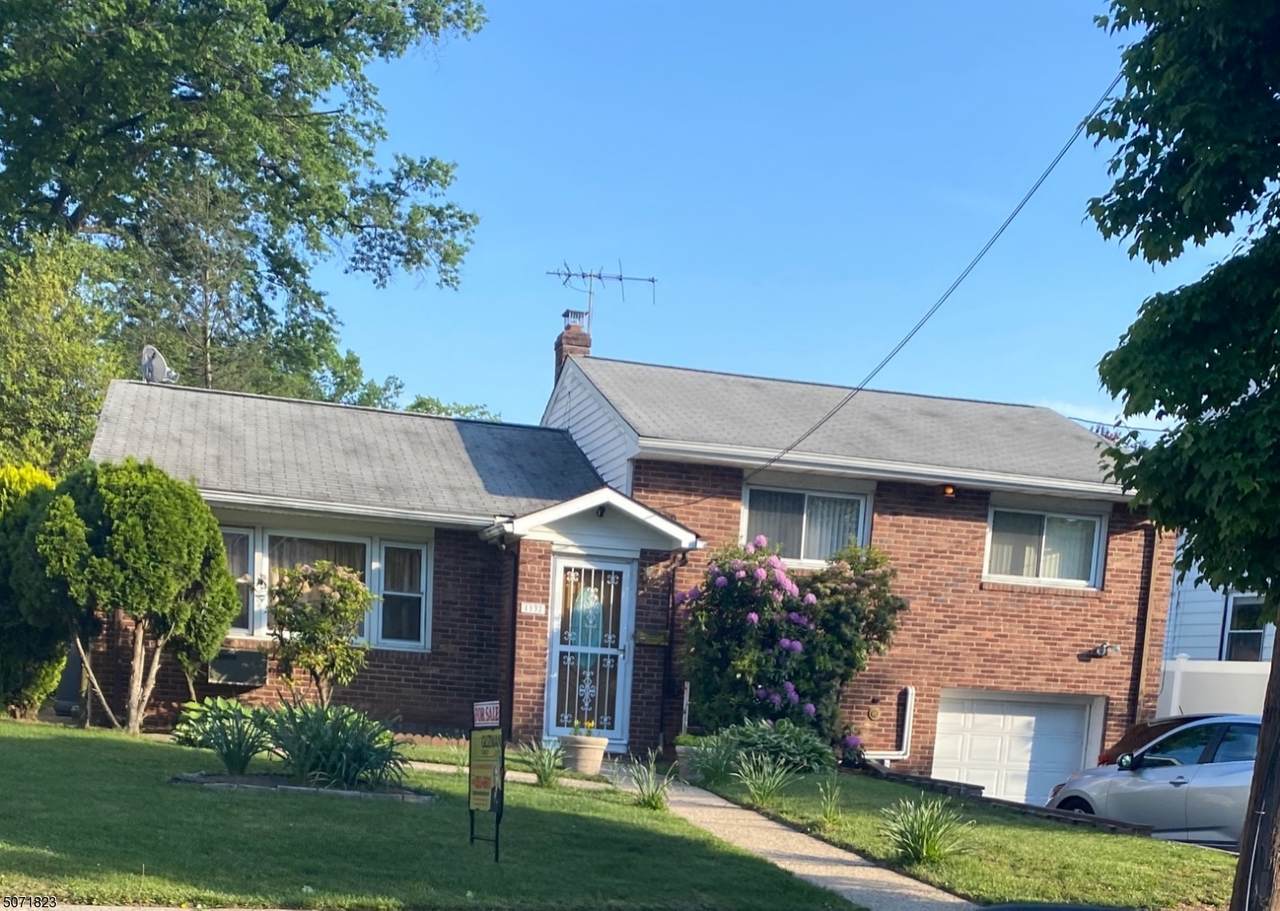 1130 Magie Ave - Photo 1