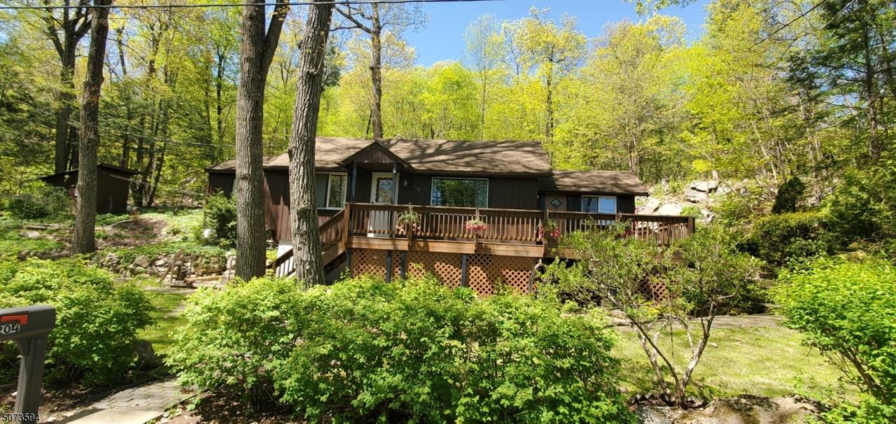 204 Sagamore Rd - Photo 1