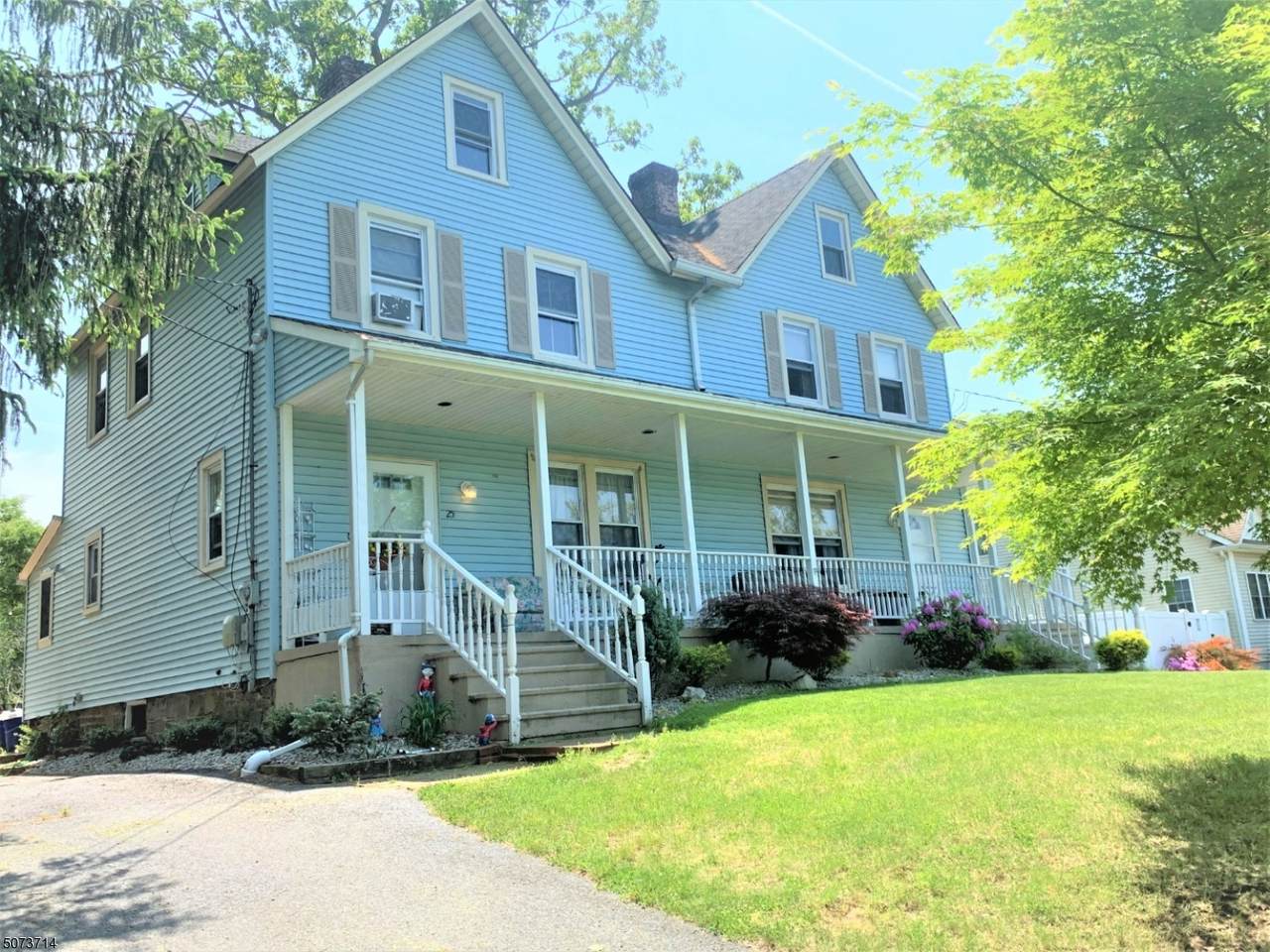 23 Maple St - Photo 1