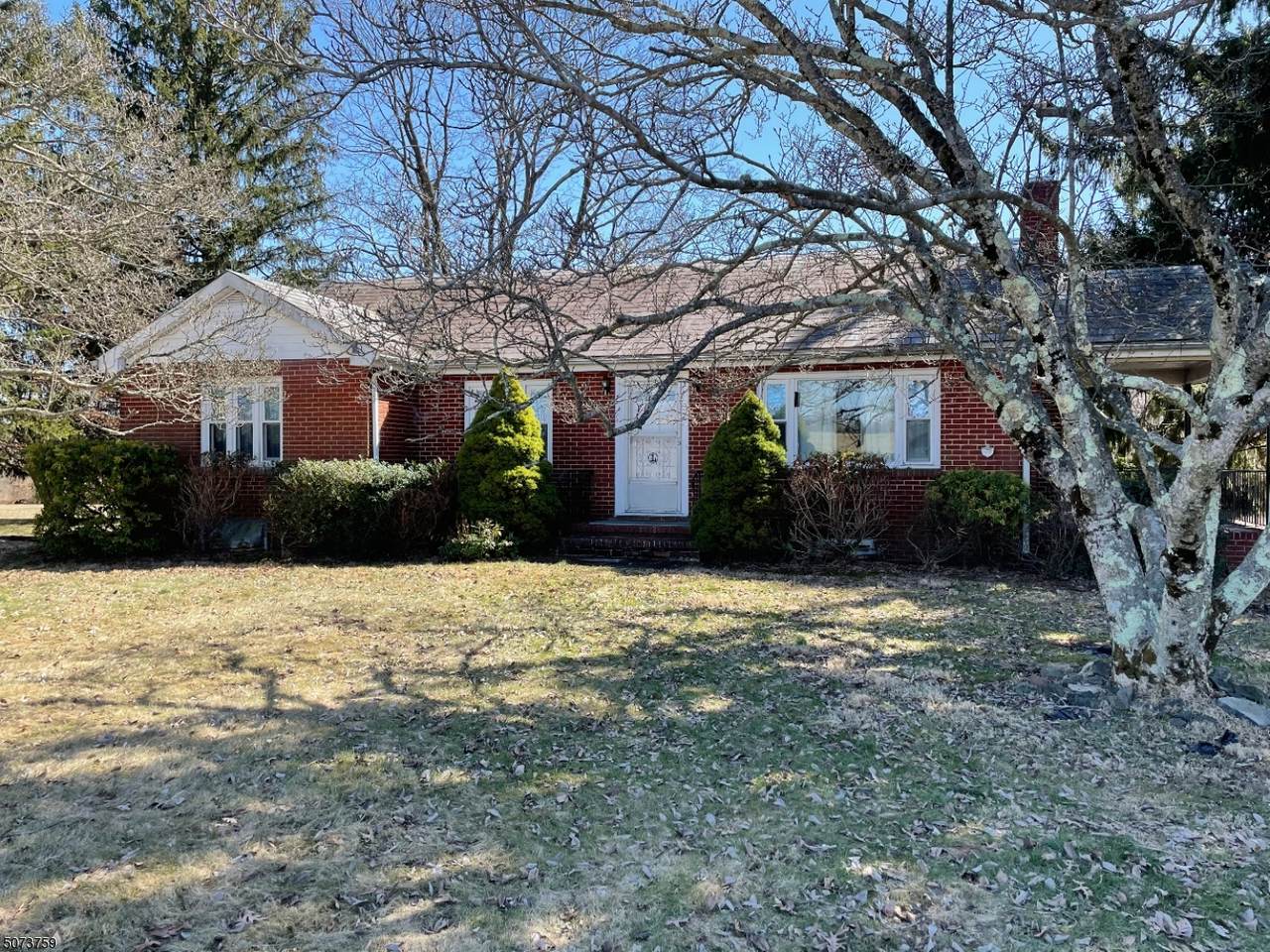 158 Featherbed Ln - Photo 1
