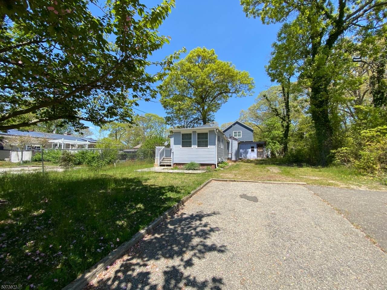 307 Anthony Ave - Photo 1