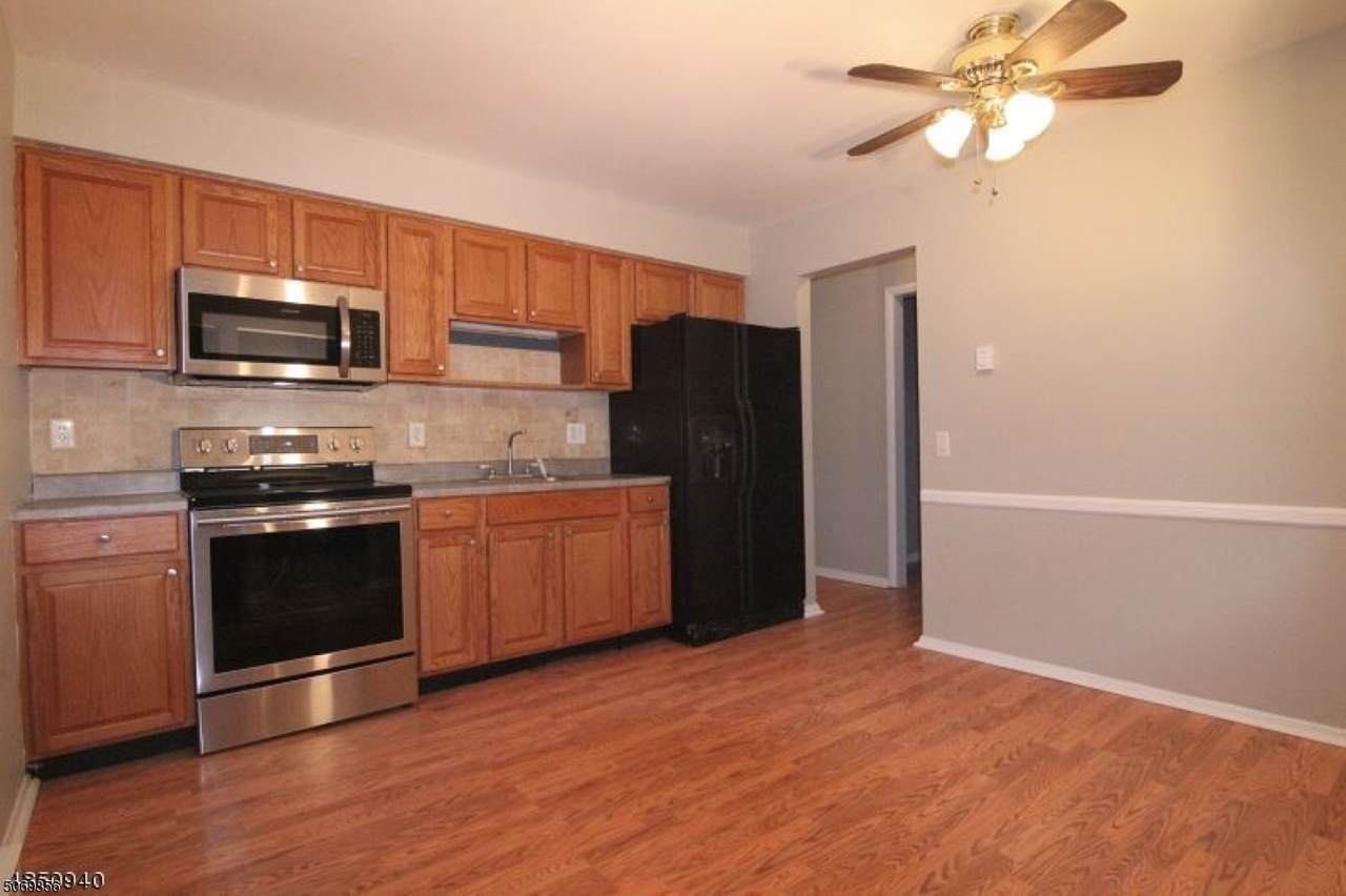 223 Liberty St - Photo 1