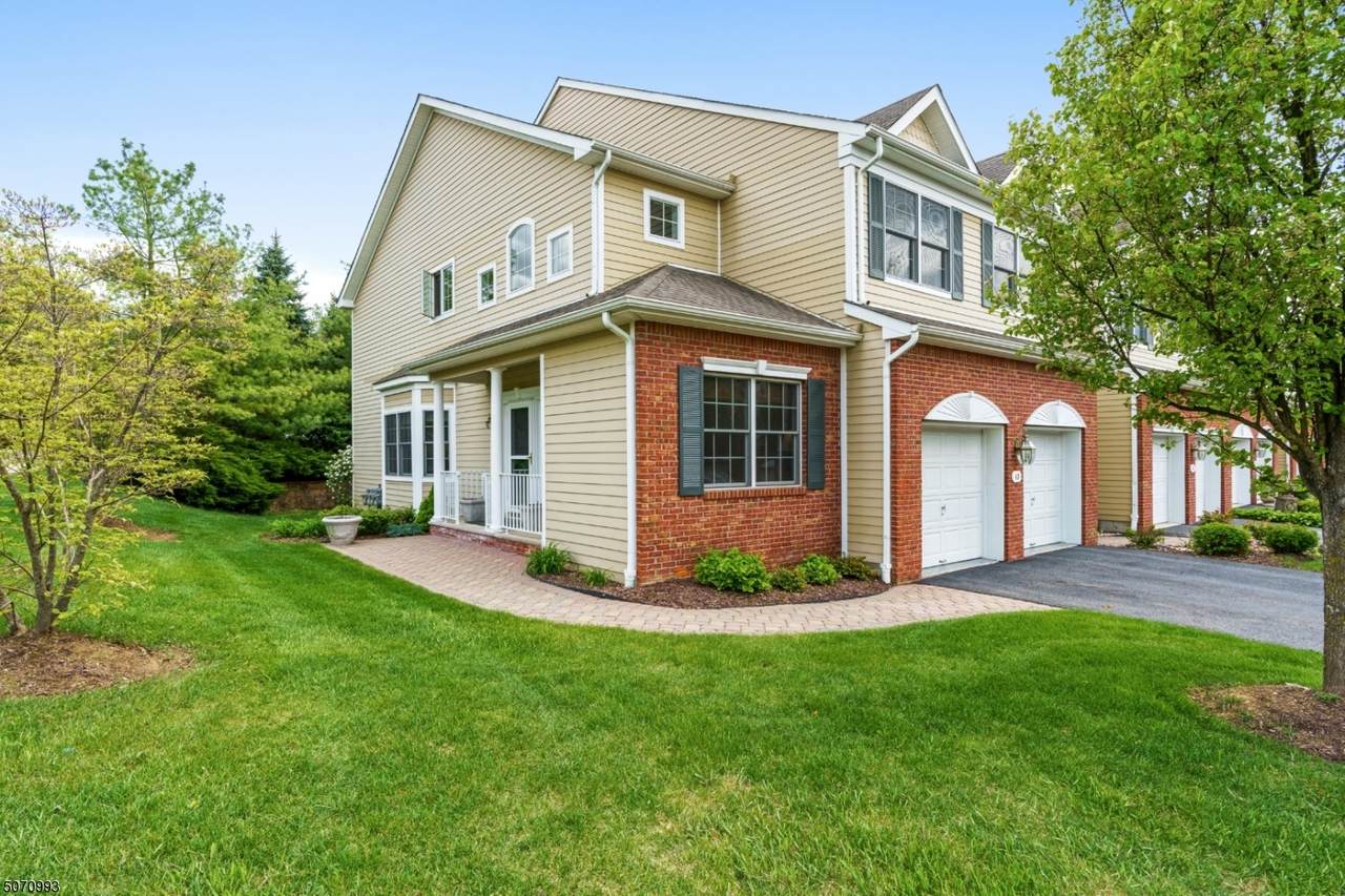 43 Dylan Dr - Photo 1