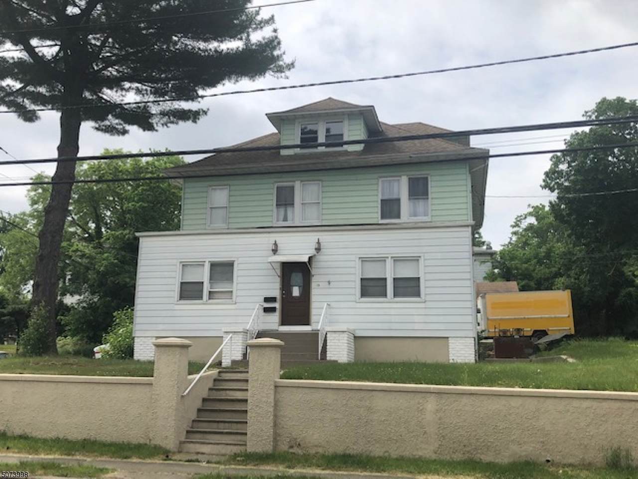 48 Ferrary Pl - Photo 1