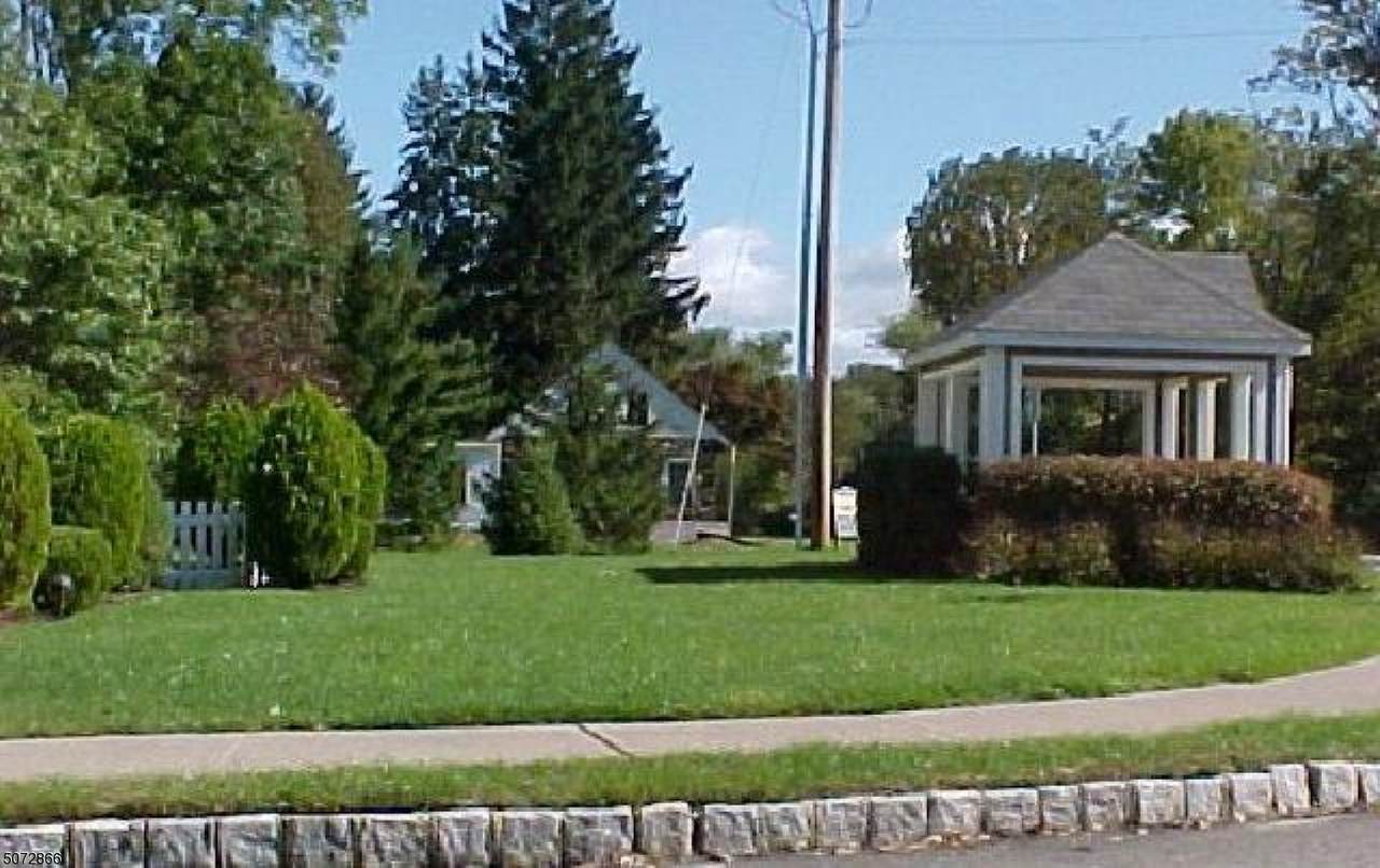 48 Heritage Ct - Photo 1