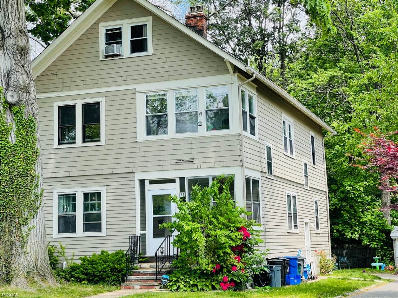 71 Wildwood Ave - Photo 1