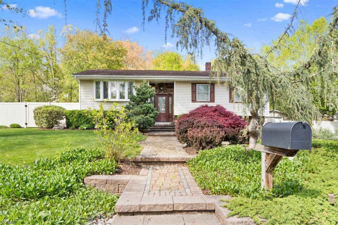 14 Gulick St - Photo 1