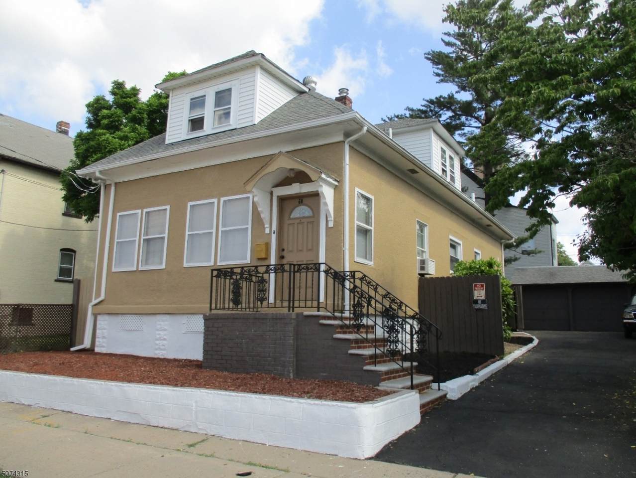 68 Sharot St - Photo 1
