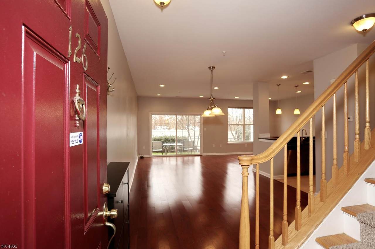 126 Rock Creek Dr - Photo 1